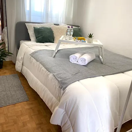 Quarto Mirante Do Tejo Homestay *