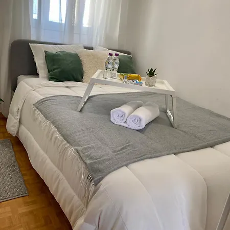 Quarto Mirante Do Tejo Homestay *
